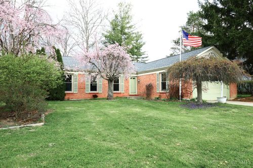 1202 Meadow Knoll Ct, Batavia, OH, 45103-2526 | Card Image