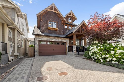 327 171a St, Surrey, BC, V3Z9P5 | Card Image