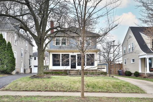 27 E Dunedin Rd, Columbus, OH, 43214-3801 | Card Image
