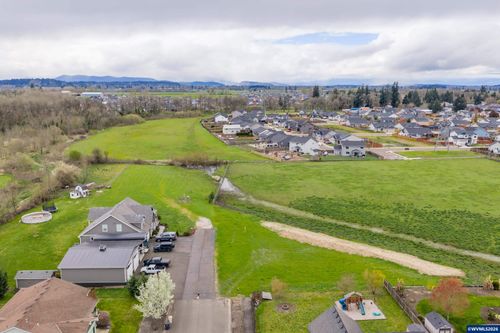 3250 Lauren Av, Albany, OR, 97321 | Card Image