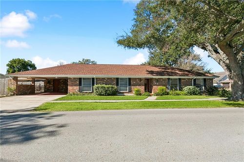 1112 N Woodlawn Ave, Metairie, LA, 70001-3414 | Card Image
