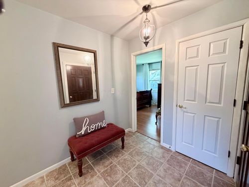 9580 Circle Dr, Pickerington, OH, 43147-9650 | Card Image
