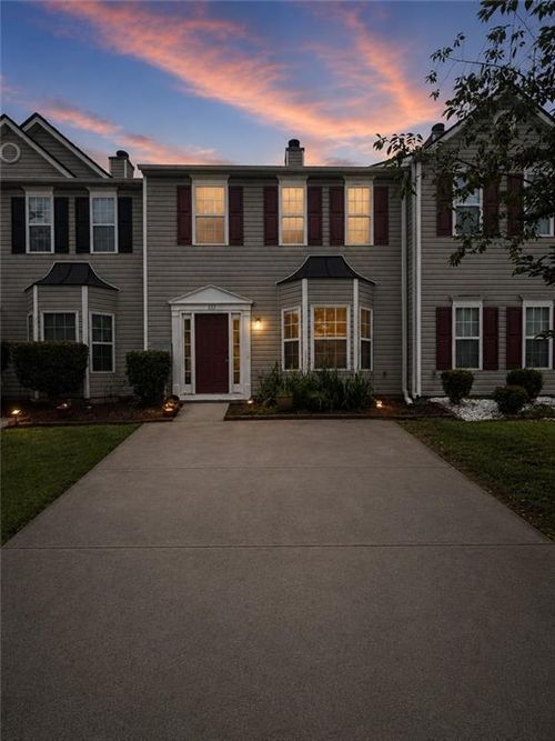 133 Benfield Cir, Cartersville, GA, 30121-8404 | Card Image