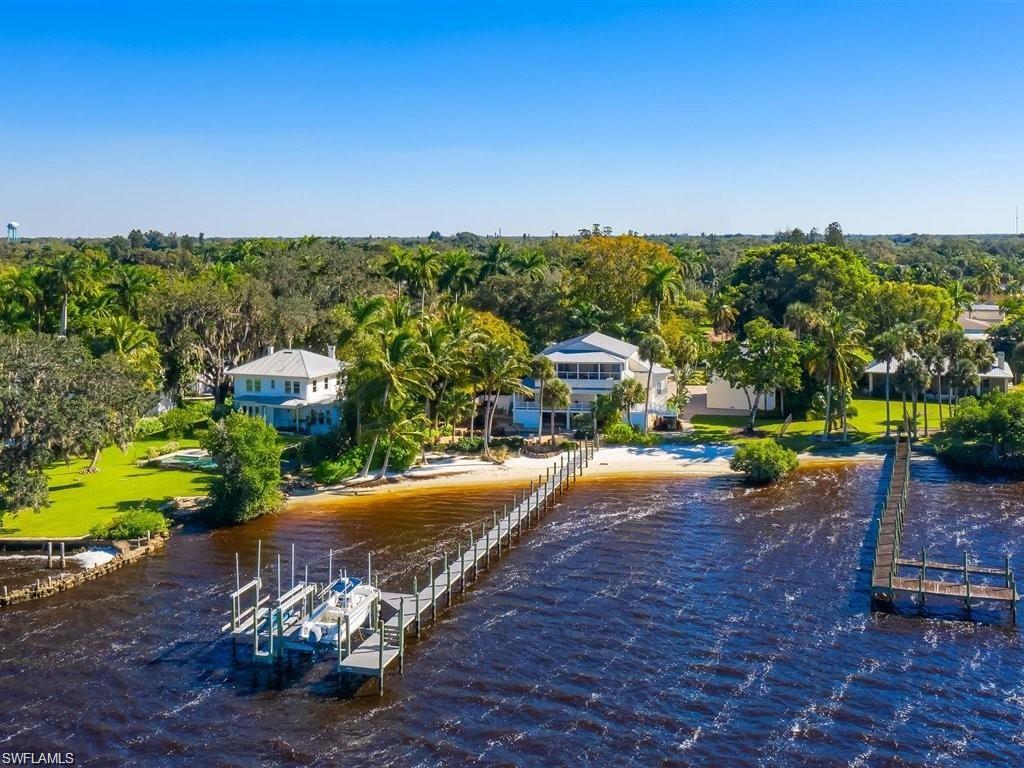 Residential in FORT MYERS 4