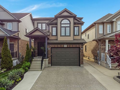 195 Hardcastle Drive, Cambridge, ON, N1S0A8 | Card Image