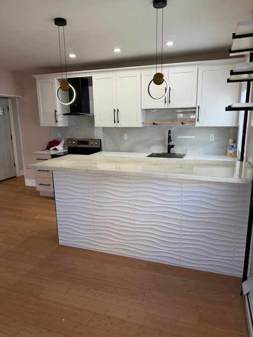 apt-1-17 Nichols St, Haverhill, MA, 01830-4085 | Card Image