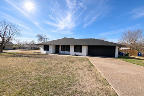 4500 Woodmoor Cir, Austin, TX, 78721-1615 | Card Image