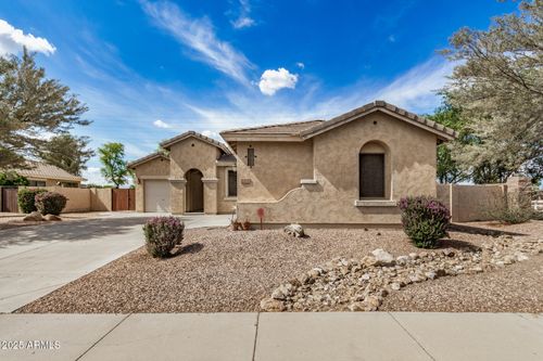 2112 E Yellowstone Pl, Chandler, AZ, 85249-3482 | Card Image