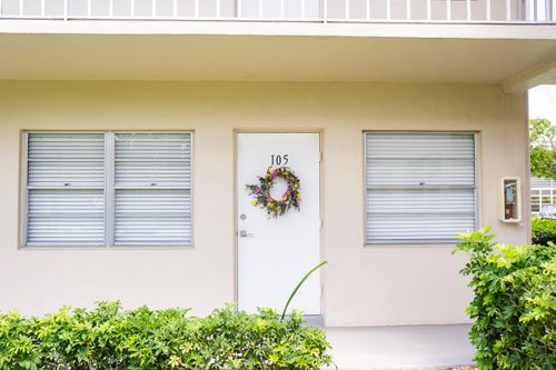 105-15 Vista Palm Ln, Vero Beach, FL, 32962-0846 | Card Image