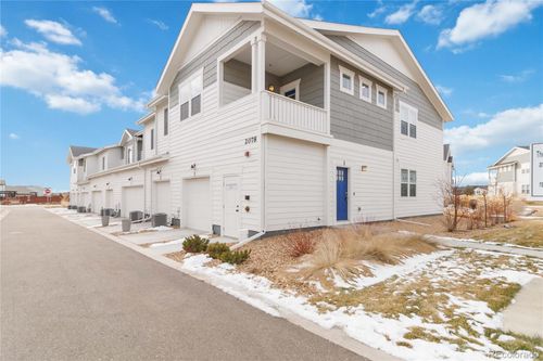 1-2078 Autumn Moon Dr, Windsor, CO, 80550-3716 | Card Image
