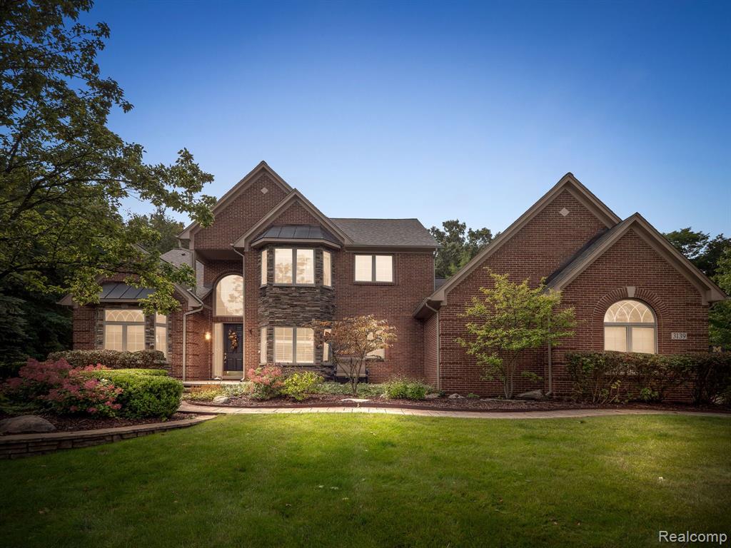 Woodland Ridge Trl, Milford, MI 48380 #1