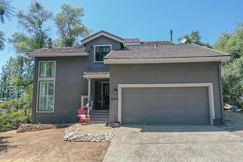 1203 Laurel Ln, Murphys, CA, 95247-9681 | Card Image