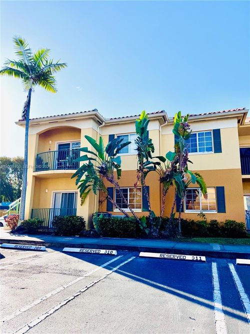 20916-7220 Nw 114th Ave, Doral, FL, 33178 | Card Image