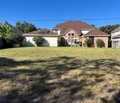 1907 Lake Winds Drive, House other with 5 bedrooms, 3 bathrooms and null parking in Missouri City TX | Image 2