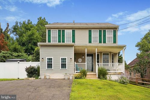 2707 Old Welsh Rd, WILLOW GROVE, PA, 19090-3933 | Card Image
