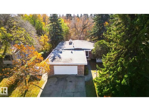 13 Valleyview Cres Nw, Edmonton, AB, T5R5S5 | Card Image