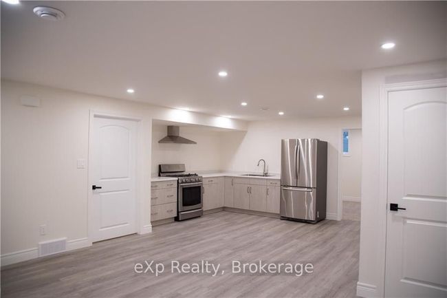 208 Duncan St, House other with 5 bedrooms, 3 bathrooms and 4 parking in Mitchell ON | Image 24