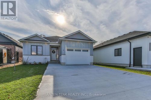 8 Charles Crt, Port Burwell, ON, N0J1T0 | Card Image