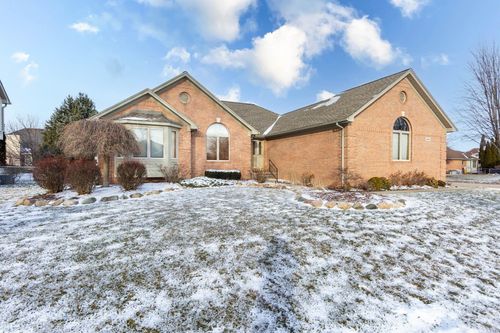 50643 Hillside Dr, Macomb, MI, 48044-1225 | Card Image