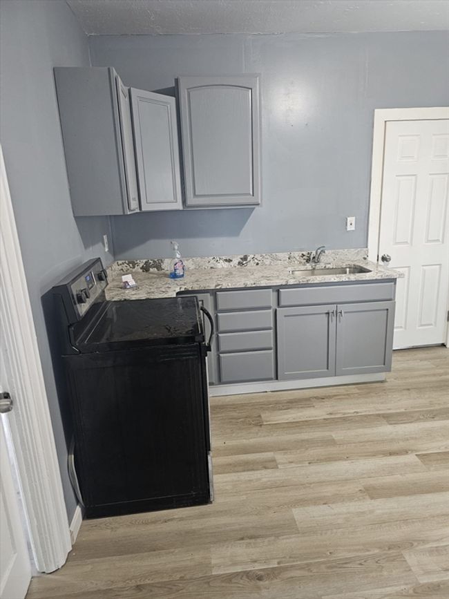 APT-1 - 16 Granite St, Condo with 1 bedrooms, 1 bathrooms and 1 parking in Webster MA | Image 7