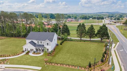 126 Jones St, Cartersville, GA, 30120-3048 | Card Image