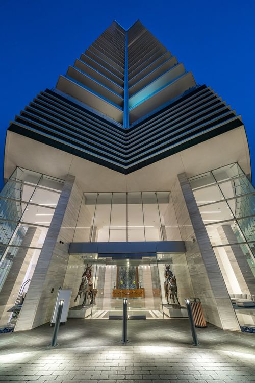 apt-2403-3130 N Harwood St, Dallas, TX, 75201-1139 | Card Image