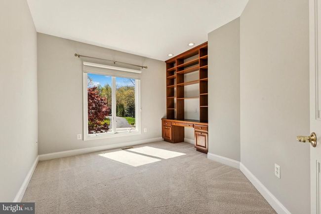 8092 Crooked Oaks Ct, House other with 3 bedrooms, 3 bathrooms and null parking in GAINESVILLE VA | Image 48