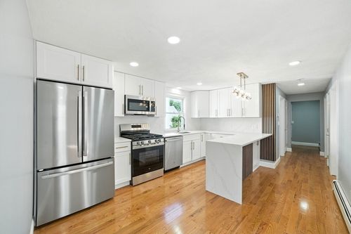 2-24 Stephen St, Lynn, MA, 01902-2418 | Card Image