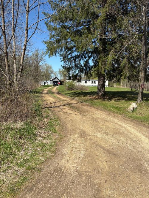 3030 70th Ave, Wilson, WI, 54027-3913 | Card Image