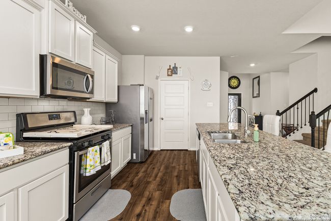 639 Able Blf, House other with 4 bedrooms, 3 bathrooms and null parking in Cibolo TX | Image 10