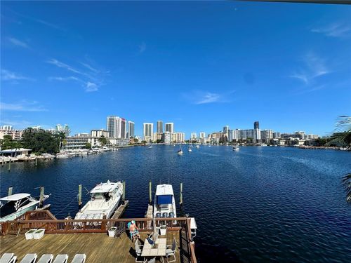 apt-311-462 Golden Isles Dr, Hallandale Beach, FL, 33009-7573 | Card Image