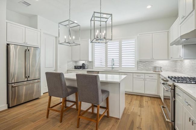 930 Dunleigh Meadows Ln, House other with 3 bedrooms, 4 bathrooms and 2 parking in Houston TX | Image 12