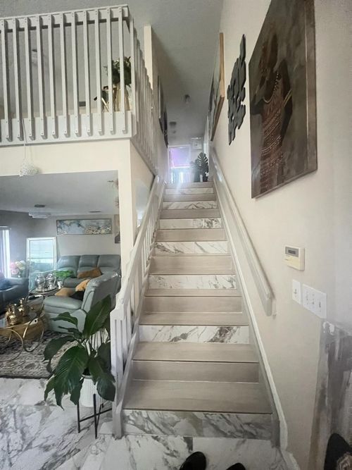 33 Spinning Wheel Ln, Tamarac, FL, 33319-2410 | Card Image