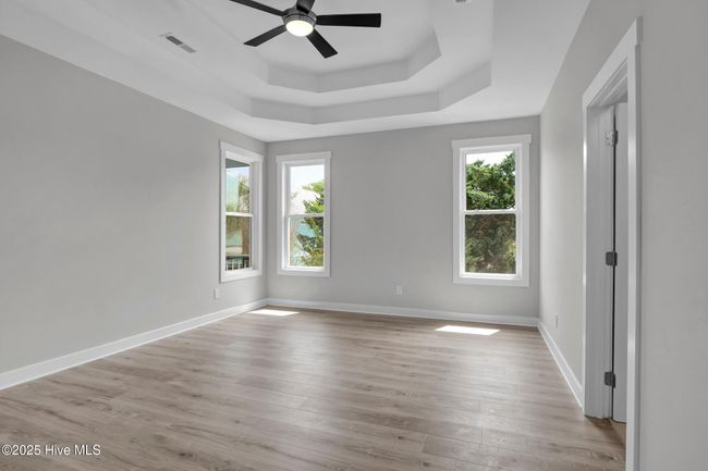 404 Fayetteville Ave, House other with 3 bedrooms, 2 bathrooms and null parking in Carolina Beach NC | Image 12