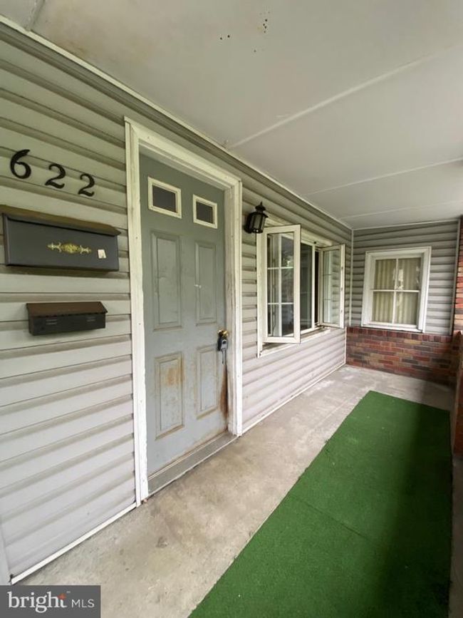 622 E Front St, Home with 2 bedrooms, 2 bathrooms and null parking in LANSFORD PA | Image 8