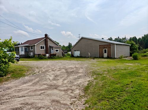 1521 4 Mile Lake Rd, North Bay, ON, P1B8G2 | Card Image
