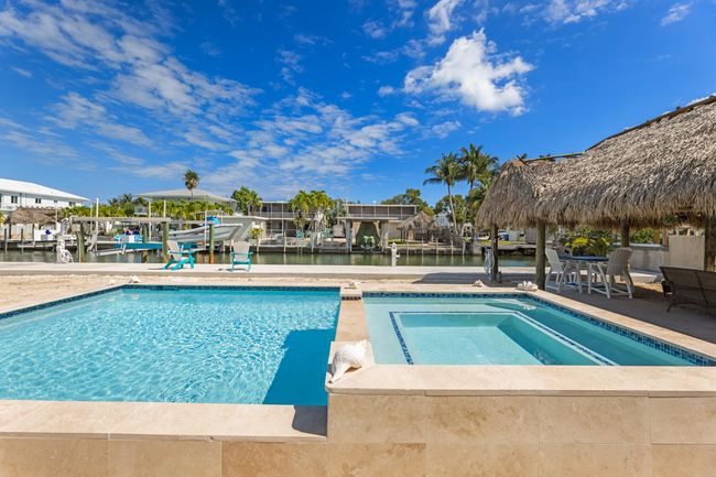 Pool &Hot Tub | Image 32