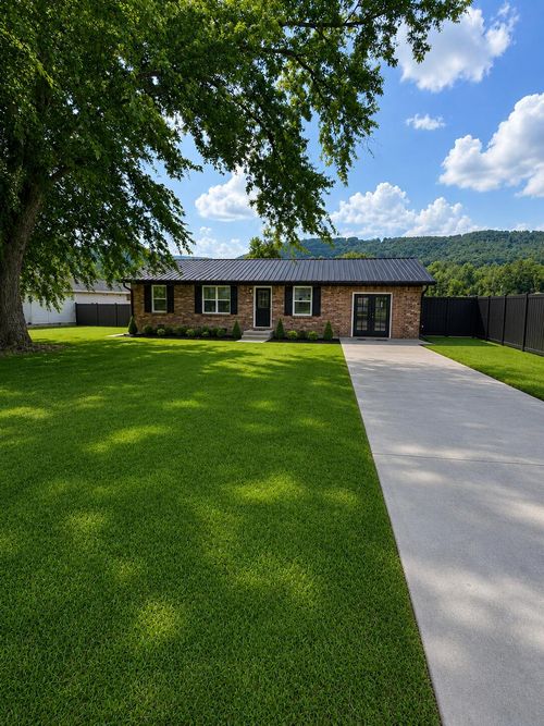 73 Hill Cir, Dunlap, TN, 37327-3416 | Card Image