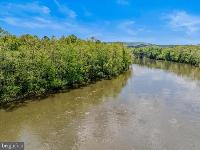 82 Vista River Ln, House other with 2 bedrooms, 1 bathrooms and null parking in Paw Paw WV | Image 37
