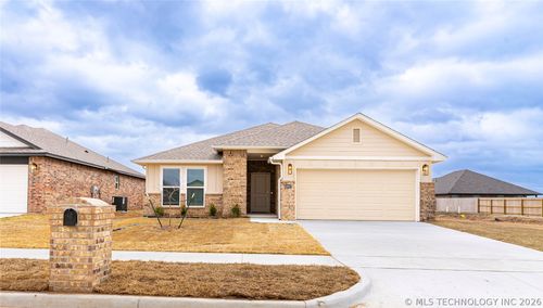 10897 S 271st East Ave, Coweta, OK, 74429 | Card Image