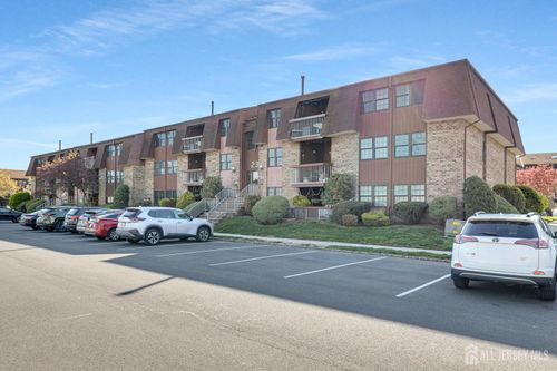 2753-275 Alpine Way, Woodbridge, NJ, 07095-1473 | Card Image