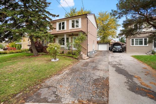 12 Ellendale Dr, Scarborough, ON, M1P1N2 | Card Image