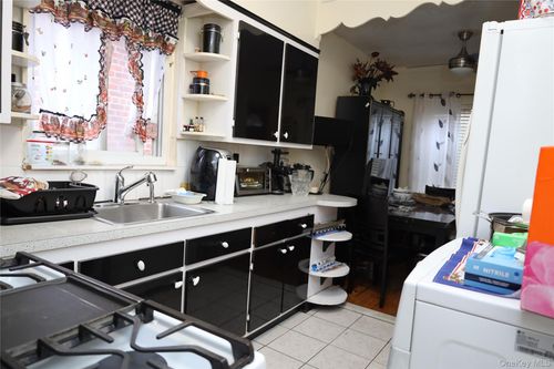 1155 E 52nd St, Brooklyn, NY, 11234-1624 | Card Image