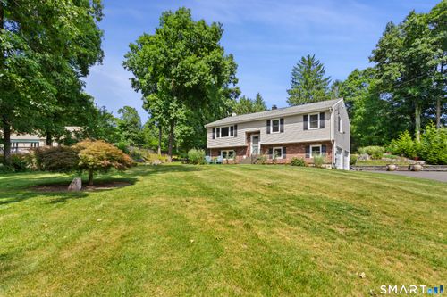 41 Wilkes Rd, Danbury, CT, 06811-3034 | Card Image