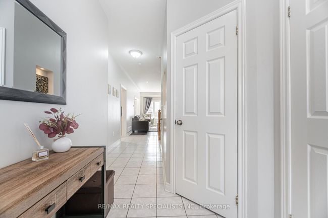 5312 Dryden Ave, House attached with 3 bedrooms, 3 bathrooms and 1 parking in Burlington ON | Image 7