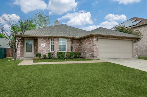 312 Oxford Dr, Roanoke, TX, 76262-5065 | Card Image