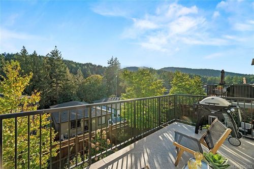 1252 Solstice Cres, Victoria, BC, V9B0V1 | Card Image