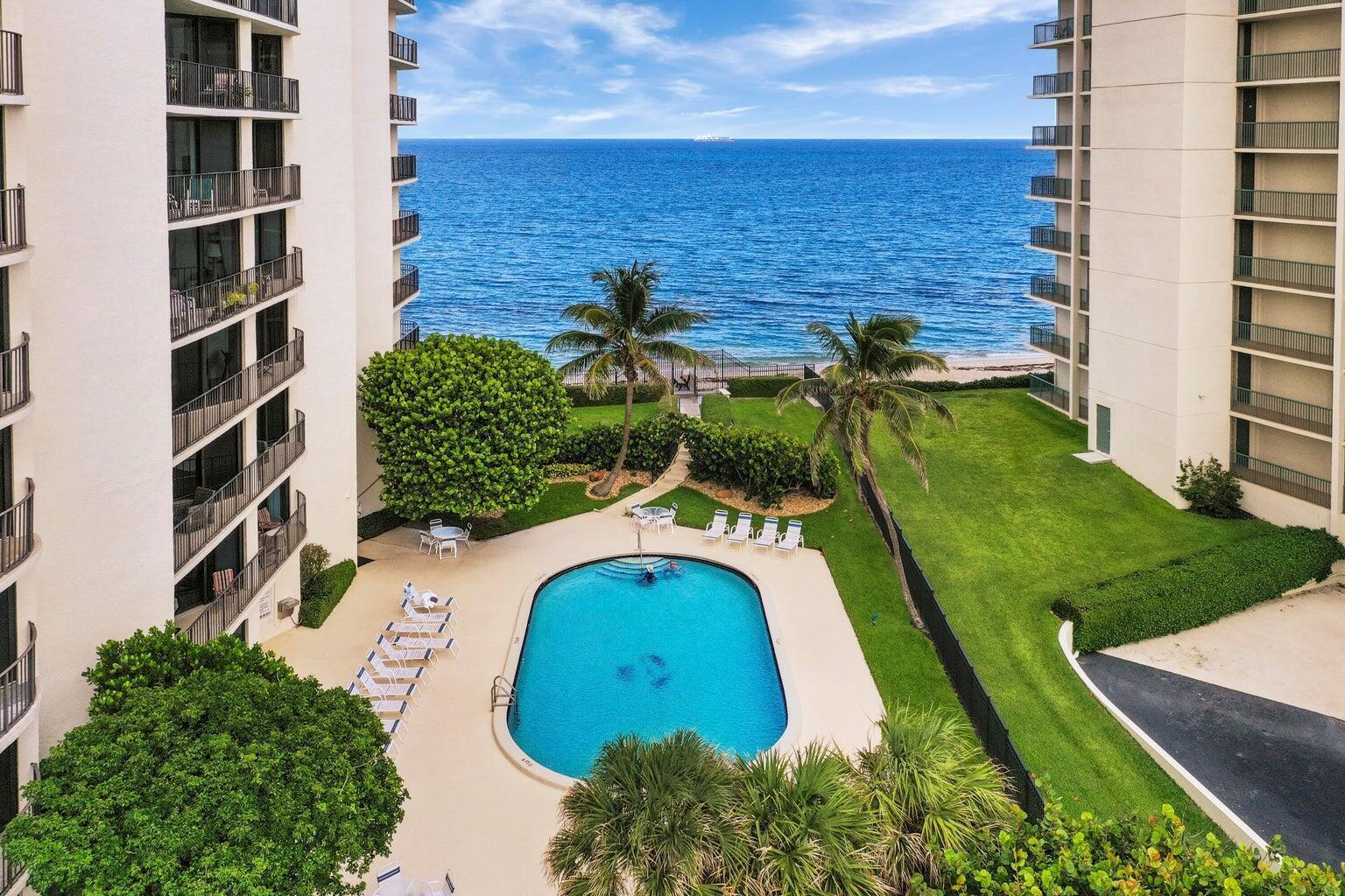 Residential Lease in Singer Island 2