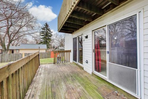 367-367 Stonington Pl, South Elgin, IL, 60177-1499 | Card Image