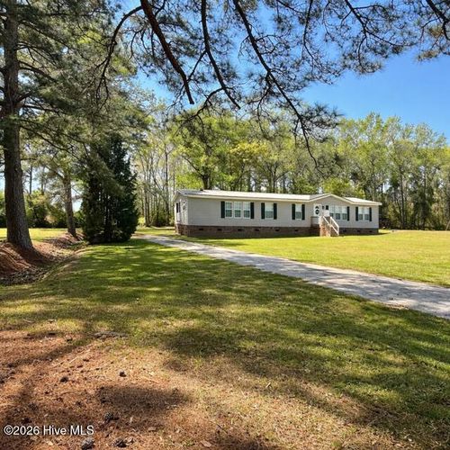 7033 Gum Branch Road, Richlands, NC, 28574 | Card Image